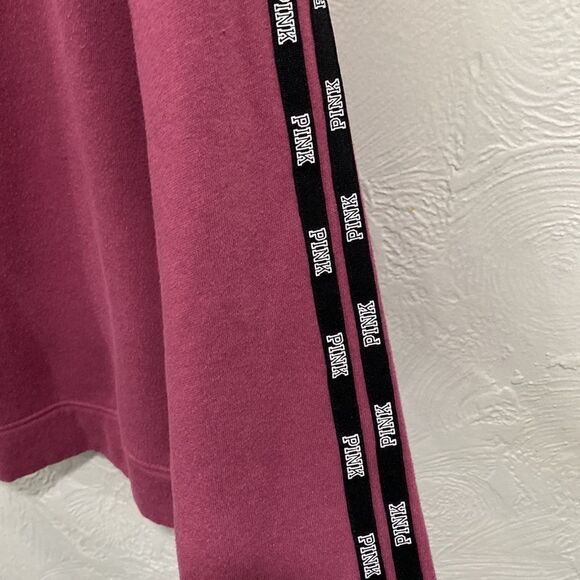 Victoria’s Secret pink mauve crewneck size medium - Picture 4 of 5